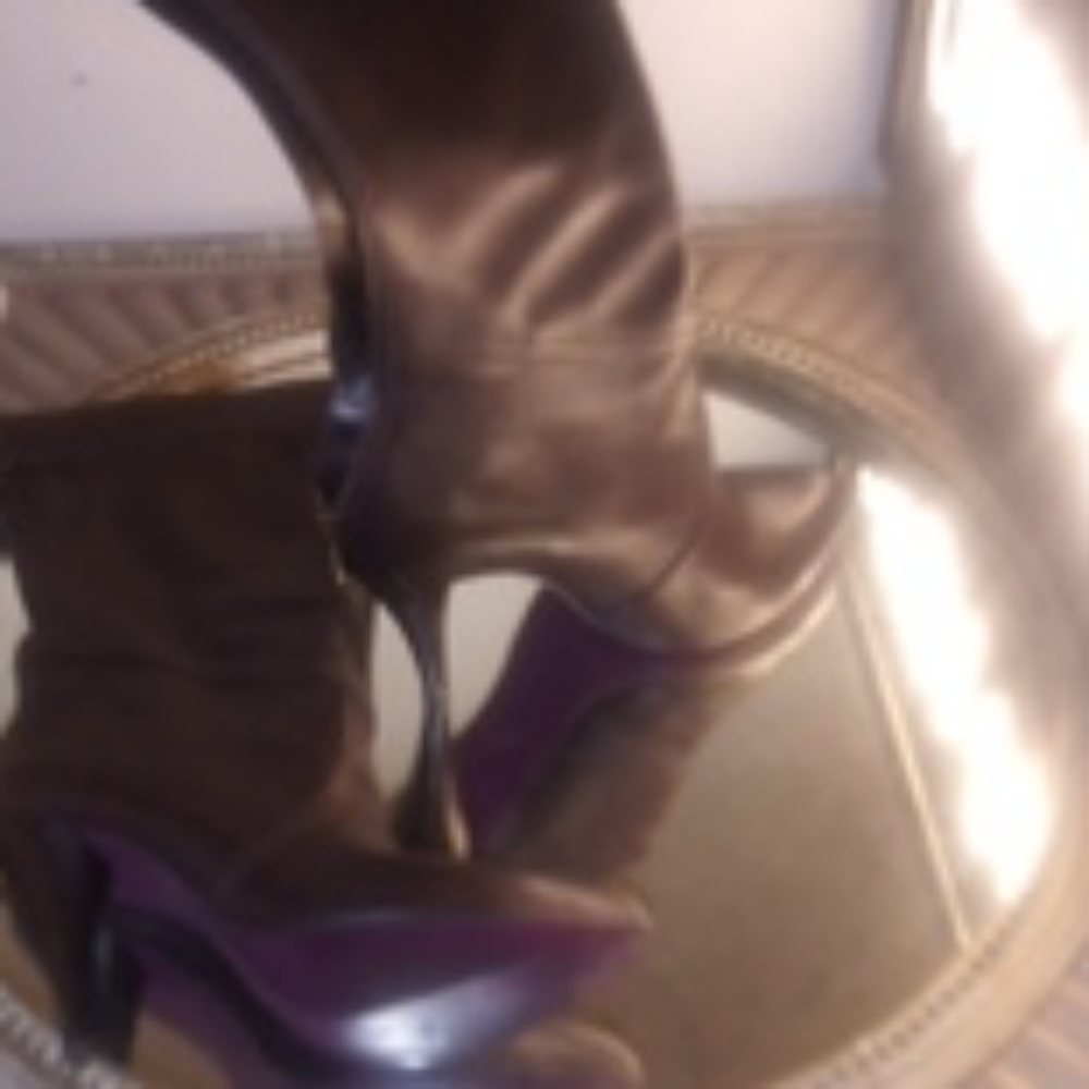 High heel boots